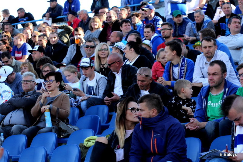 Radość i smutek kibiców (zdjęcia)