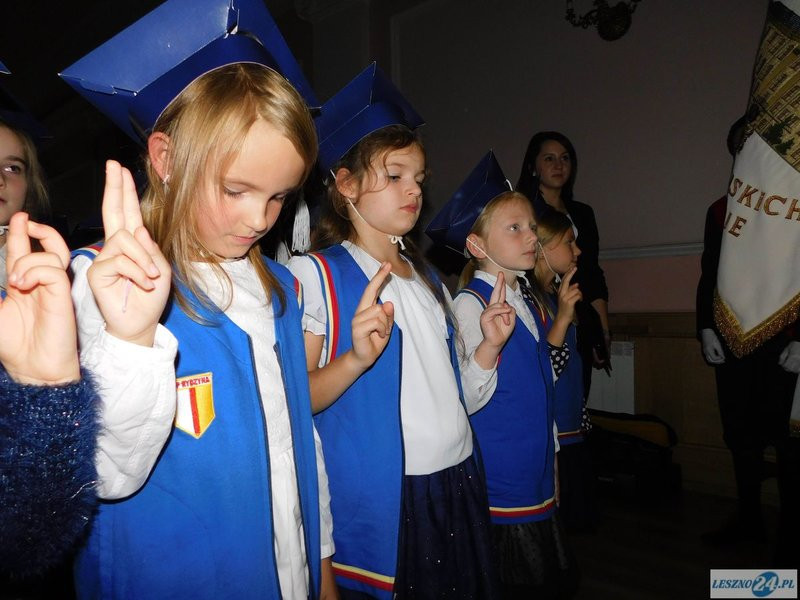 Pasowani na uczniów (zdjęcia)