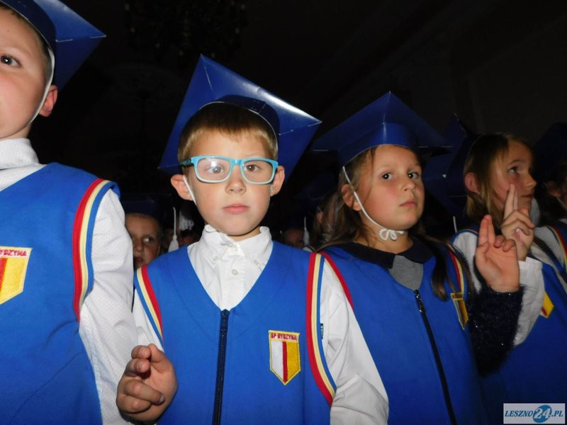 Pasowani na uczniów (zdjęcia)