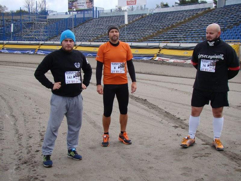 Kibice na torze (zdjęcia)