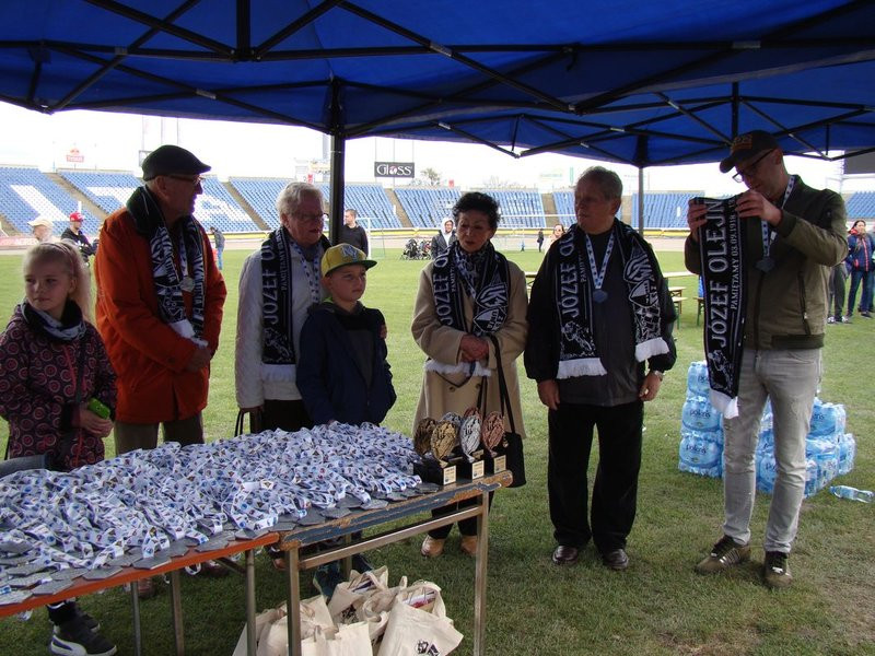 Kibice na torze (zdjęcia)