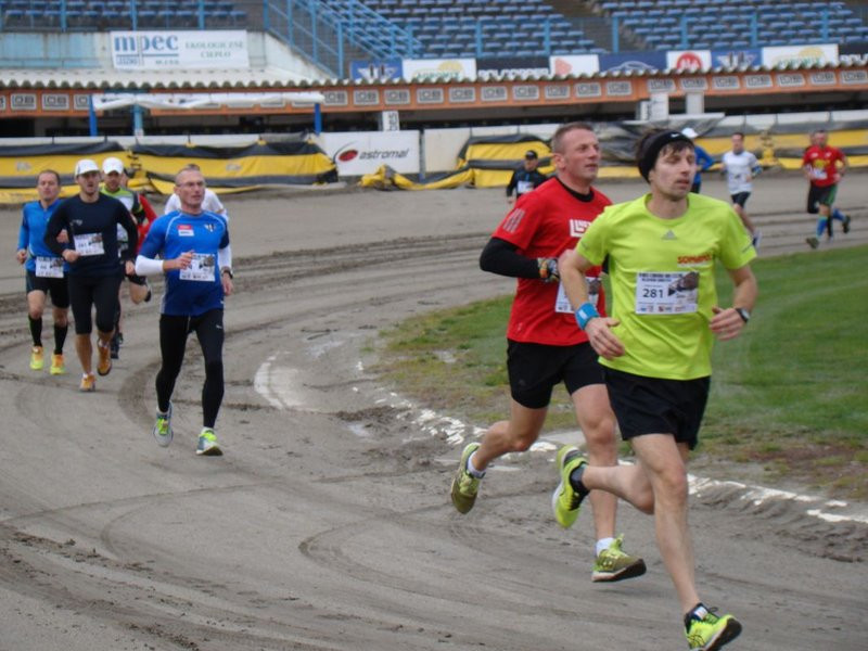 Kibice na torze (zdjęcia)