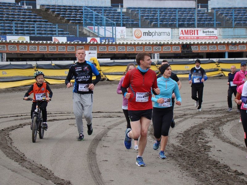 Kibice na torze (zdjęcia)