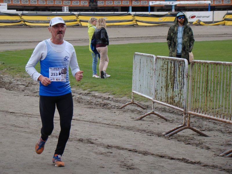 Kibice na torze (zdjęcia)