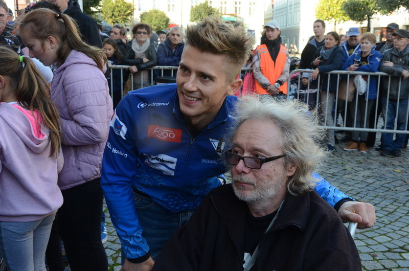 Mistrzowie przed i w ratuszu (zdjęcia)