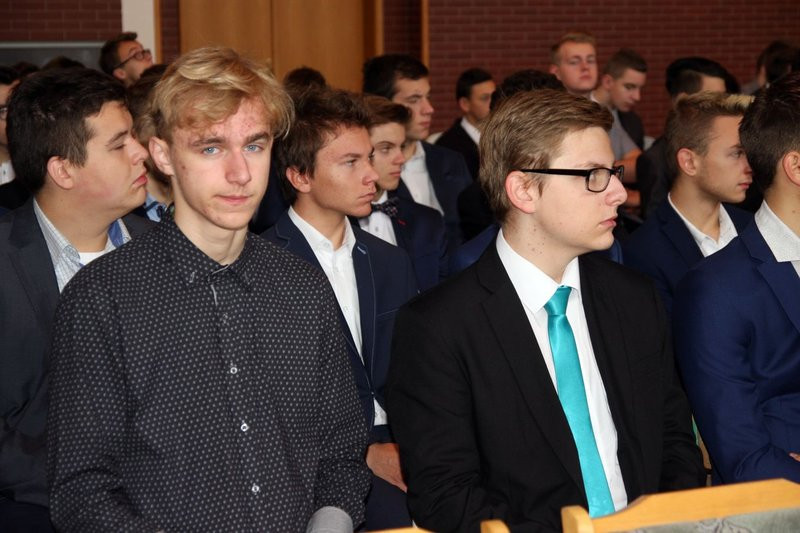 Uczniowie ZST złożyli ślubowanie (zdjęcia)