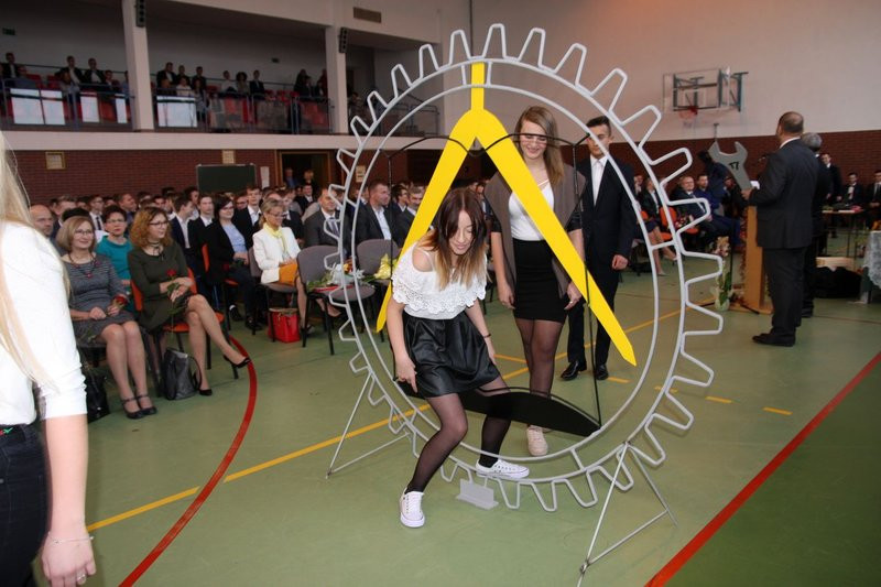 Uczniowie ZST złożyli ślubowanie (zdjęcia)