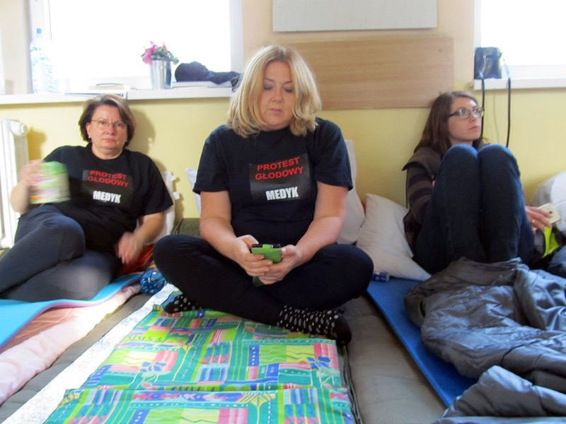 Piątek - drugi dzień głodówki w szpitalu (zdjęcia)