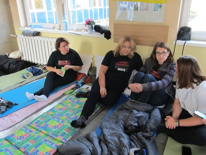 Piątek - drugi dzień głodówki w szpitalu (zdjęcia)