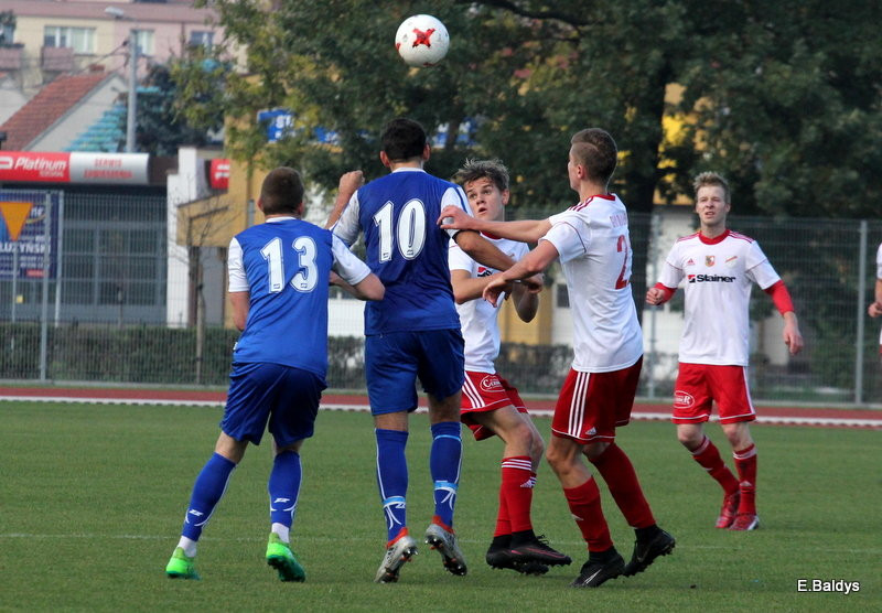 Remis lidera (zdjęcia)