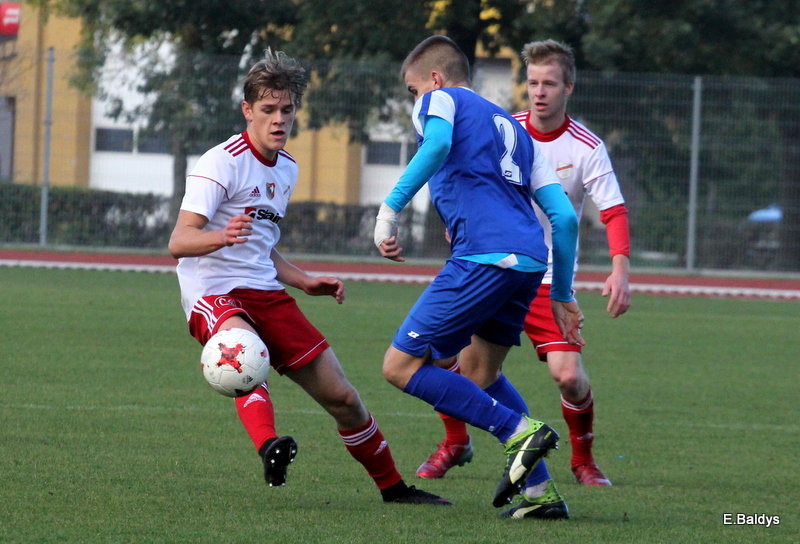 Remis lidera (zdjęcia)