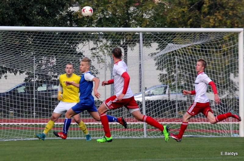 Remis lidera (zdjęcia)