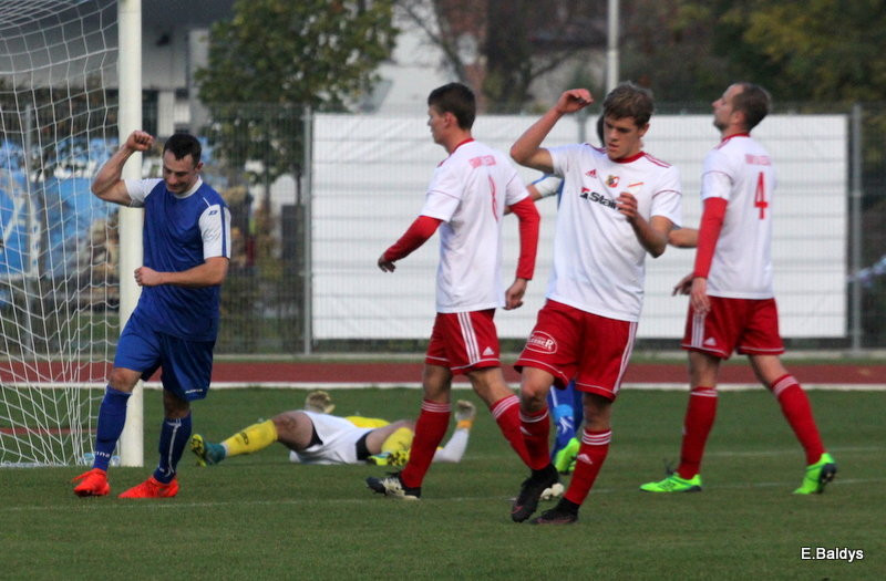 Remis lidera (zdjęcia)