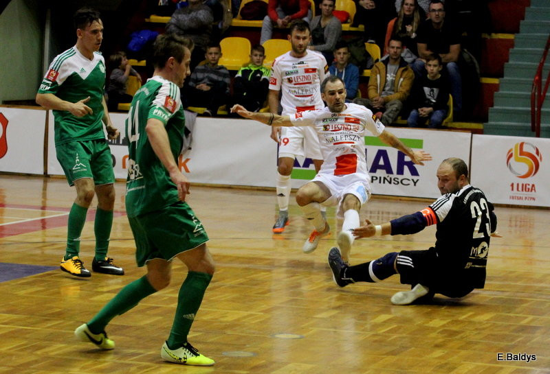 Urwali punkty akademikom (zdjęcia)