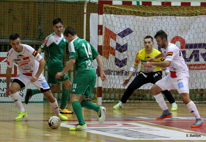 Urwali punkty akademikom (zdjęcia)