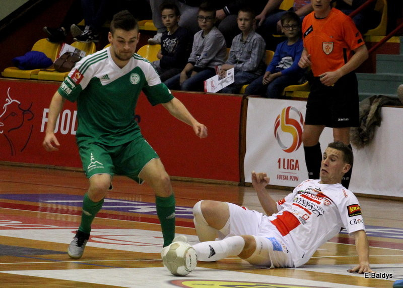 Urwali punkty akademikom (zdjęcia)