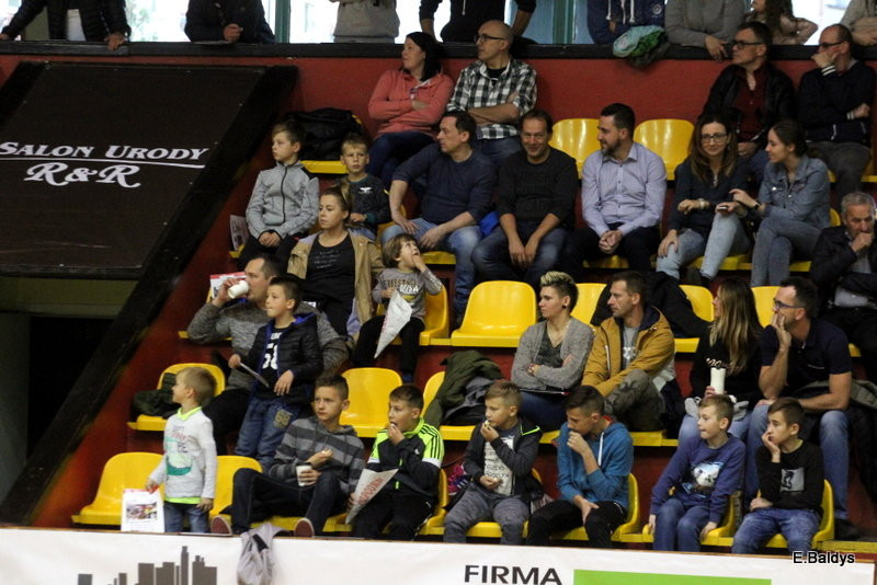 Urwali punkty akademikom (zdjęcia)