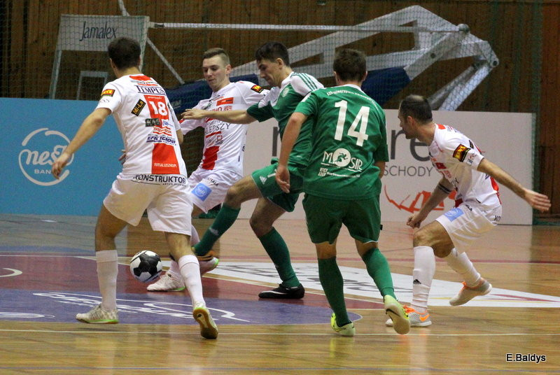 Urwali punkty akademikom (zdjęcia)