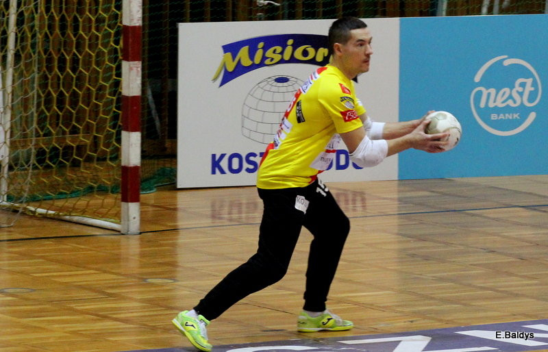 Urwali punkty akademikom (zdjęcia)