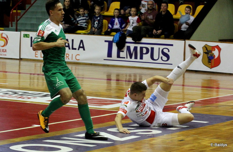 Urwali punkty akademikom (zdjęcia)