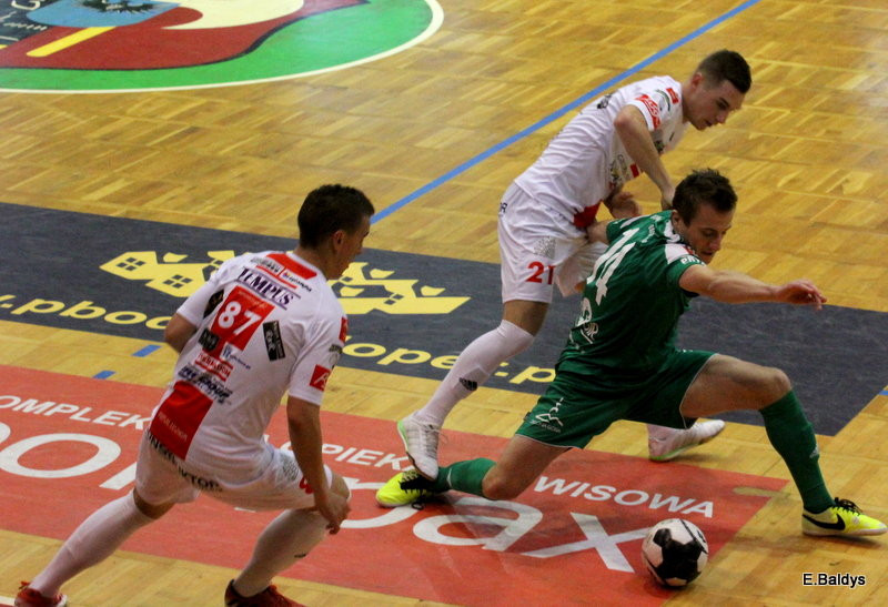 Urwali punkty akademikom (zdjęcia)