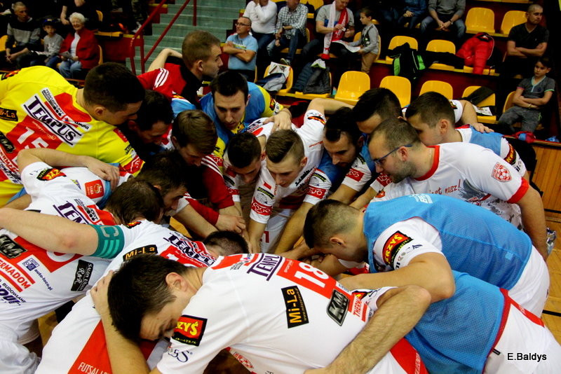 Urwali punkty akademikom (zdjęcia)