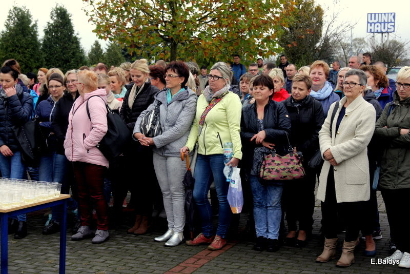 Dąb na 25-lecie firmy Winkhaus (zdjęcia)