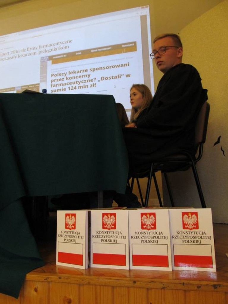 Sąd nad polską służbą zdrowia (kilka zdjęć)