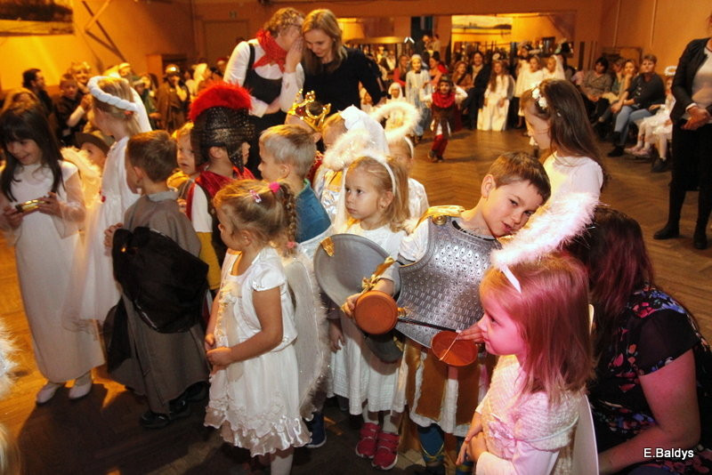 Bal Wszystkich Świętych w Osiecznej (zdjęcia)