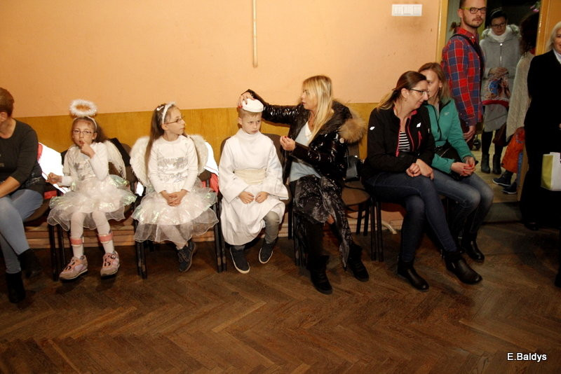 Bal Wszystkich Świętych w Osiecznej (zdjęcia)