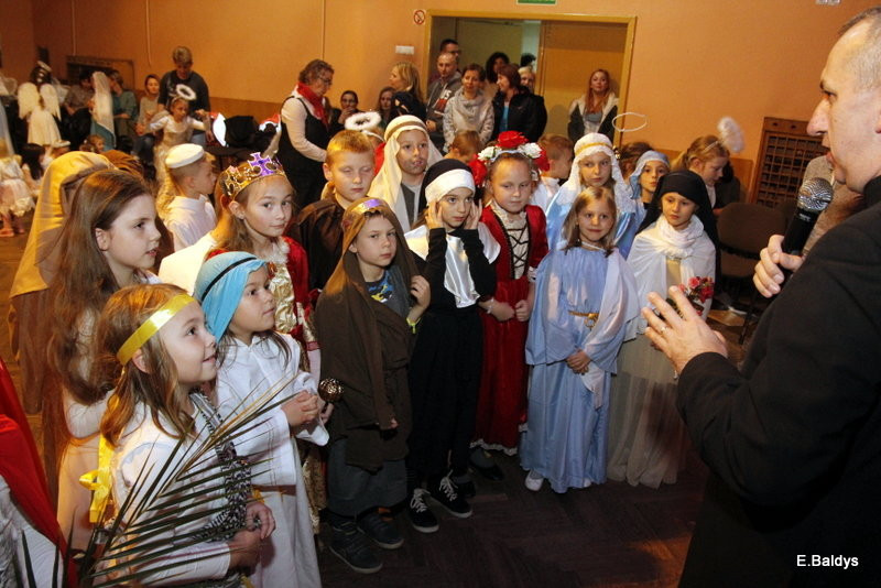 Bal Wszystkich Świętych w Osiecznej (zdjęcia)