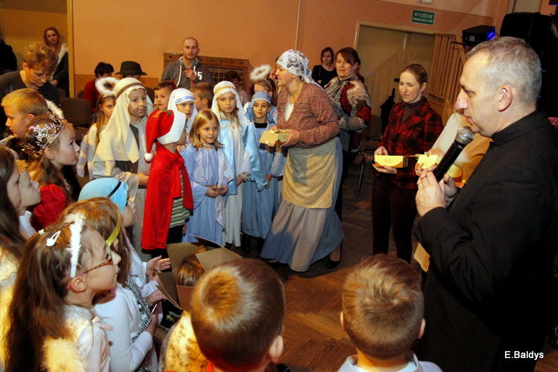 Bal Wszystkich Świętych w Osiecznej (zdjęcia)