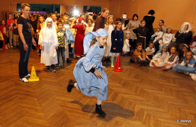 Bal Wszystkich Świętych w Osiecznej (zdjęcia)