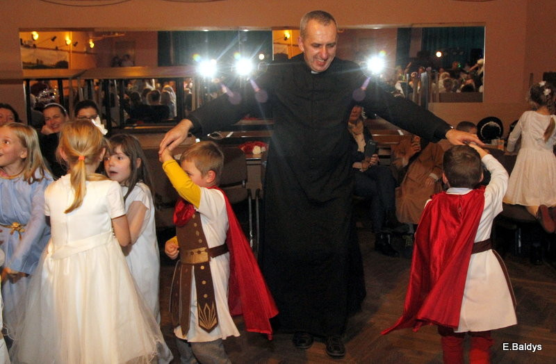 Bal Wszystkich Świętych w Osiecznej (zdjęcia)