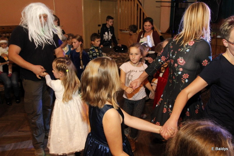 Bal Wszystkich Świętych w Osiecznej (zdjęcia)