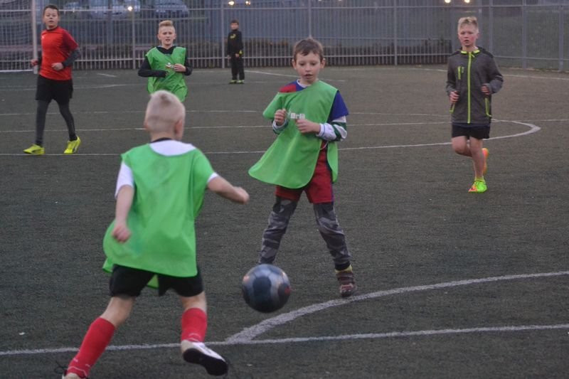Młodzi piłkarze rywalizowali w Garzynie (zdjęcia)
