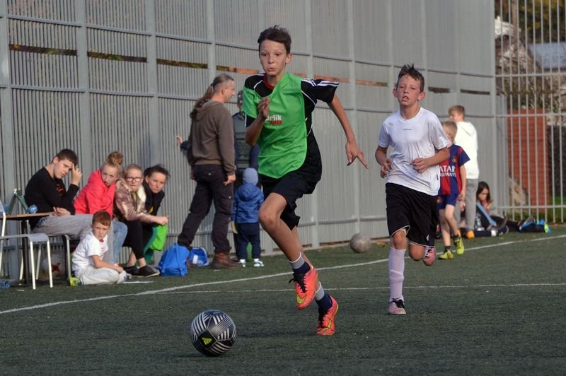 Młodzi piłkarze rywalizowali w Garzynie (zdjęcia)