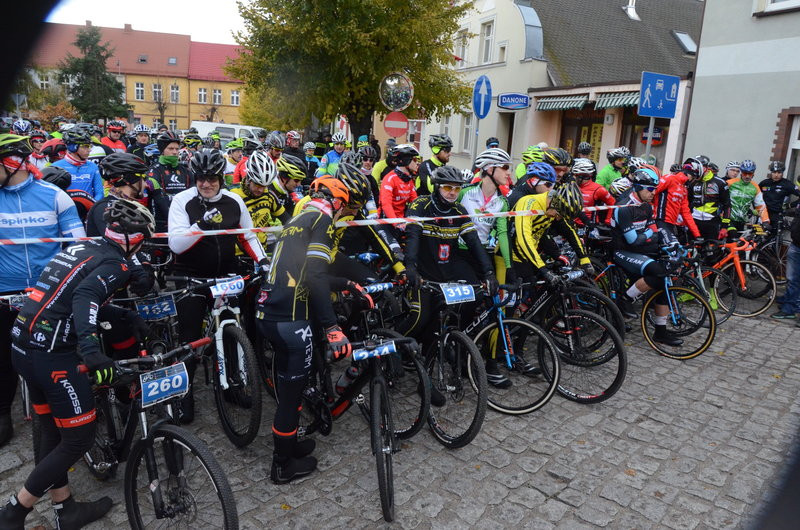 Świąteczne ściganie w Osiecznej (zdjęcia)