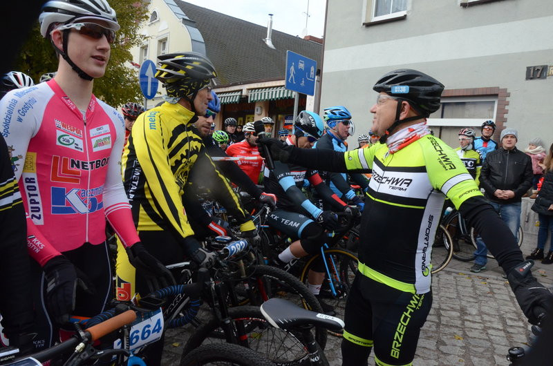 Świąteczne ściganie w Osiecznej (zdjęcia)