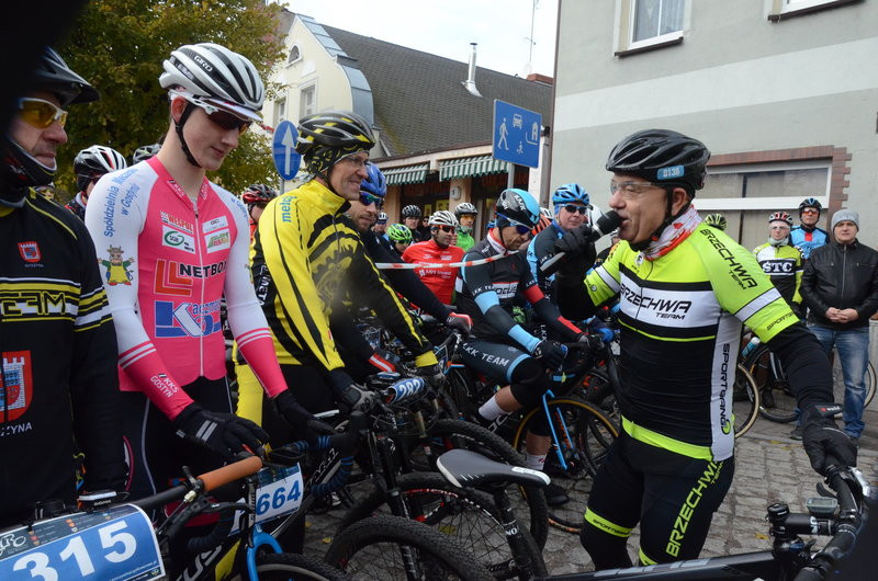 Świąteczne ściganie w Osiecznej (zdjęcia)