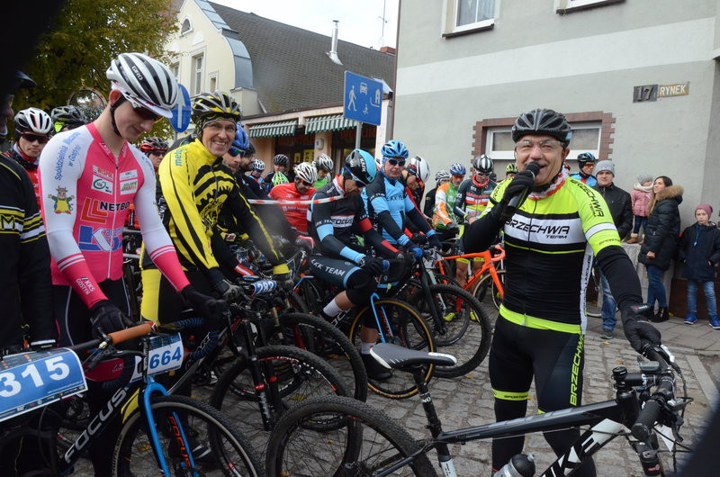 Świąteczne ściganie w Osiecznej (zdjęcia)