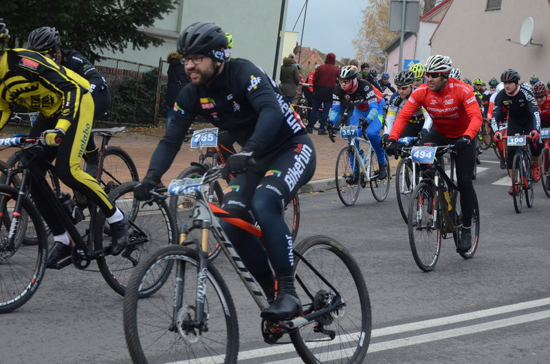 Świąteczne ściganie w Osiecznej (zdjęcia)