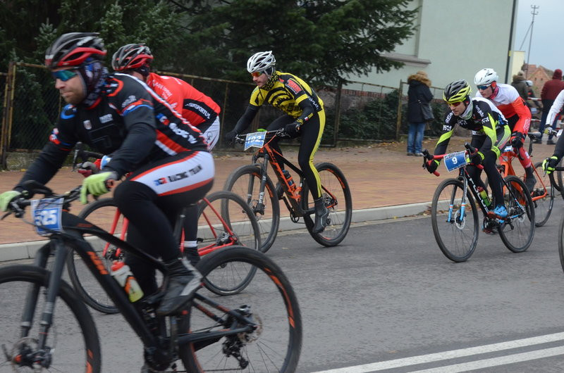 Świąteczne ściganie w Osiecznej (zdjęcia)
