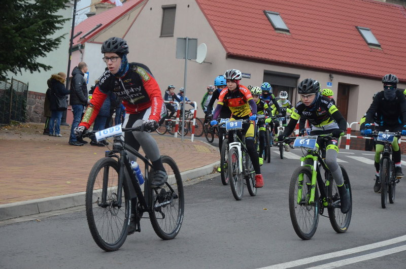 Świąteczne ściganie w Osiecznej (zdjęcia)