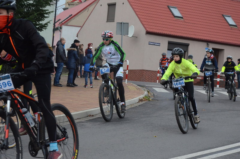 Świąteczne ściganie w Osiecznej (zdjęcia)