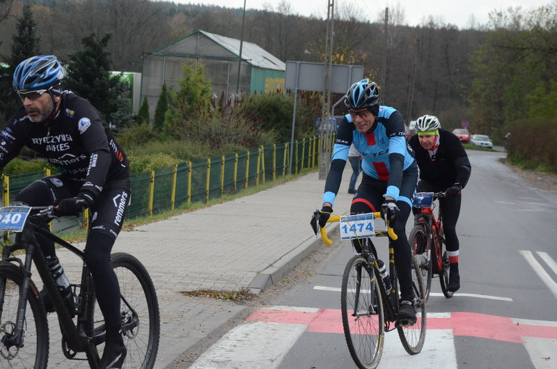 Świąteczne ściganie w Osiecznej (zdjęcia)