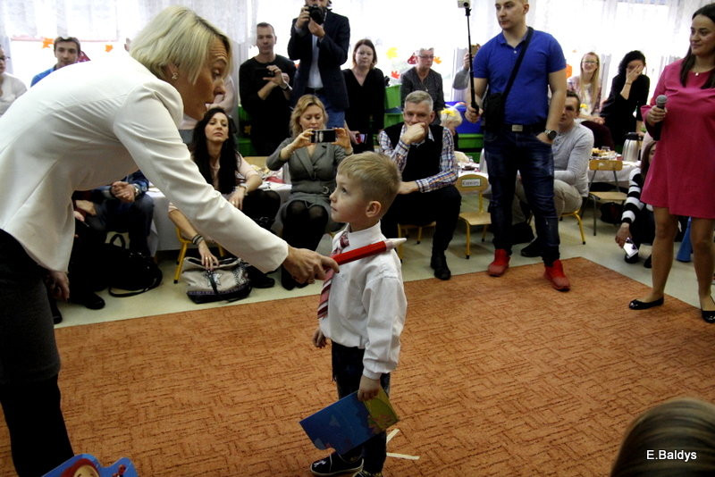 Pasowanie na przedszkolaka w PM nr 18 (zdjęcia)