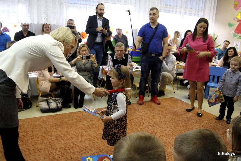 Pasowanie na przedszkolaka w PM nr 18 (zdjęcia)