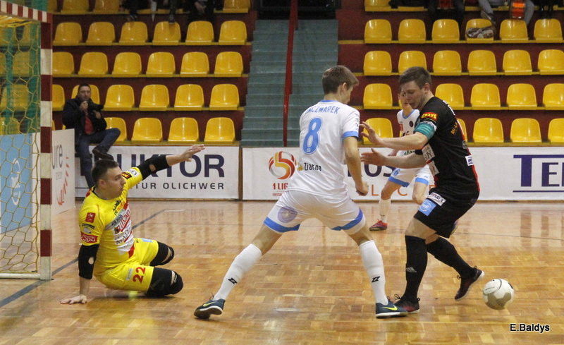 Ostre strzelanie w Trapezie (zdjęcia, komentarz po meczu)