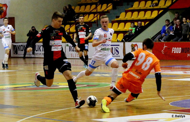 Ostre strzelanie w Trapezie (zdjęcia, komentarz po meczu)